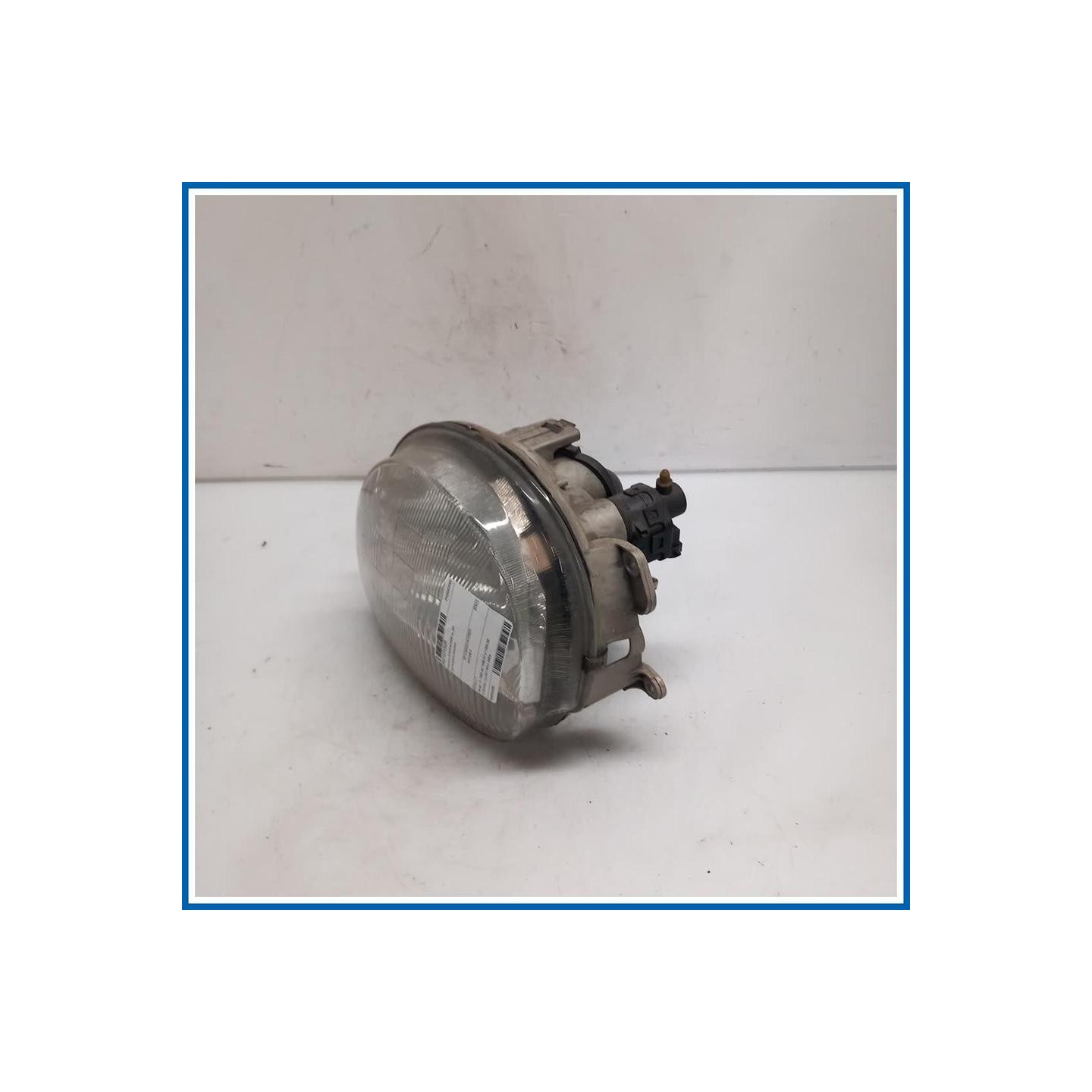 Proiettore FENDI NEBBIA 
sx. 
ant. RENAULT Twingo I