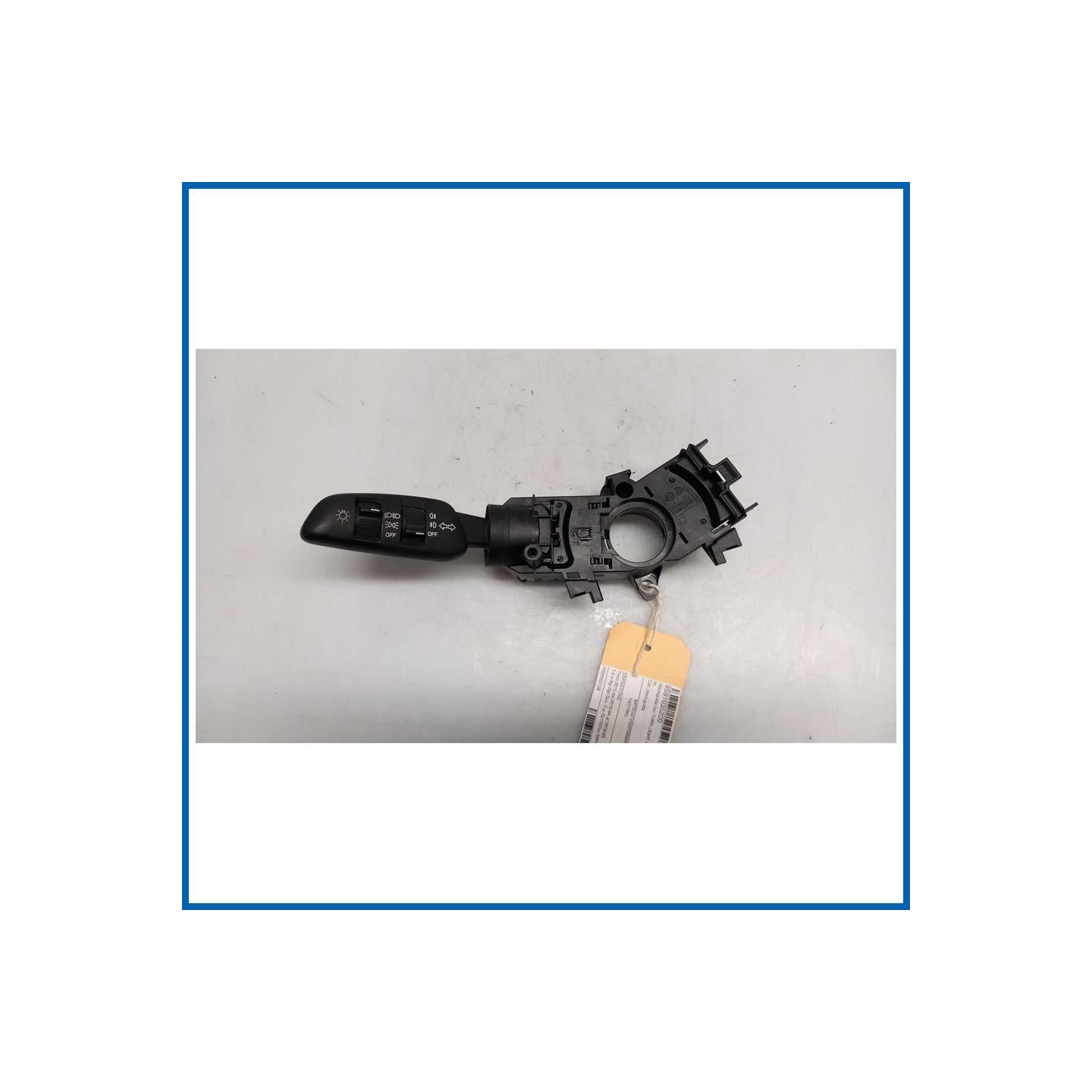 Devioguida luci TURN LIGHT ASSY-MULTI FUNCTION 
sx. 
 SSANGYONG Tivoli