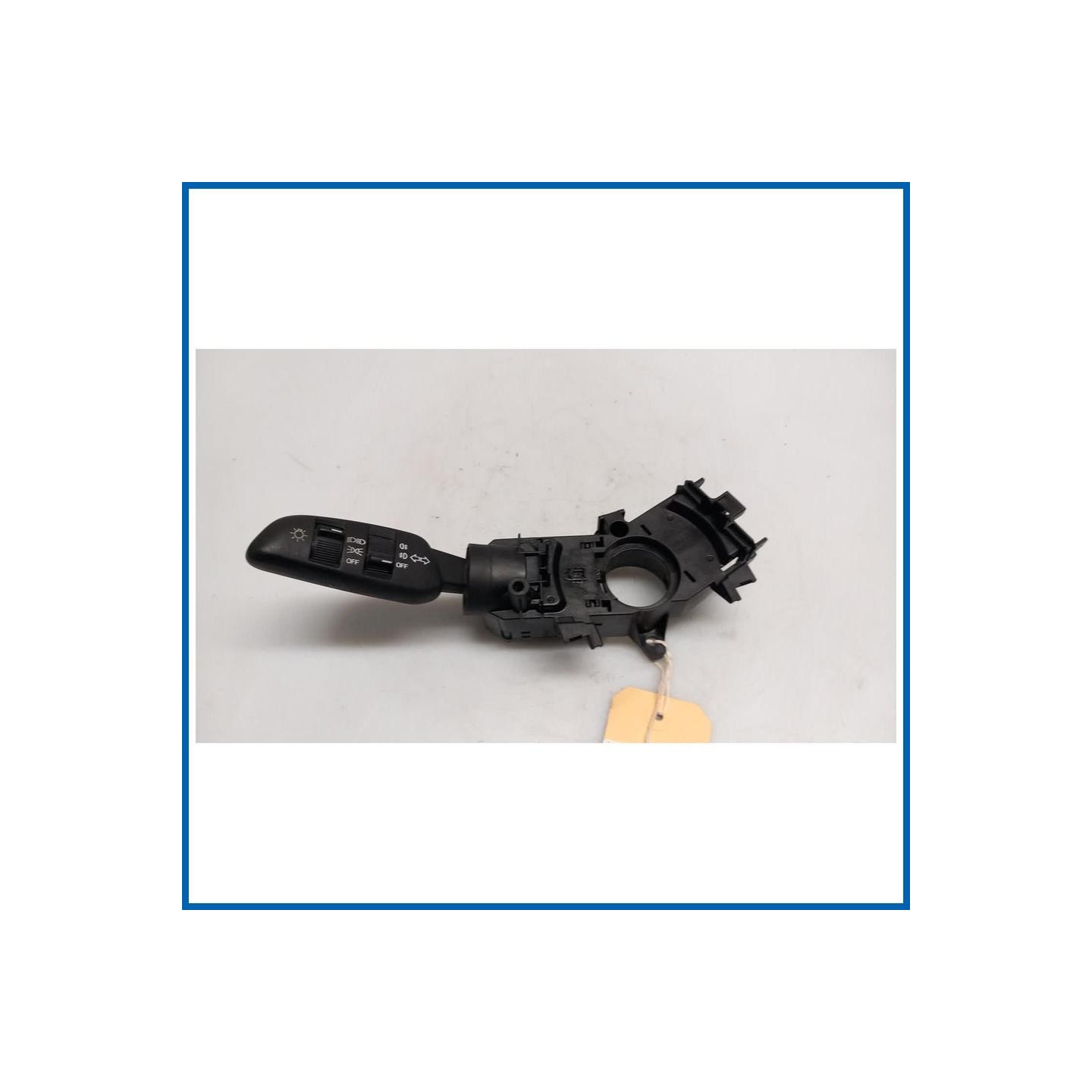 Devioguida luci TURN LIGHT ASSY-MULTI FUNCTION 
sx. 
 SSANGYONG Tivoli