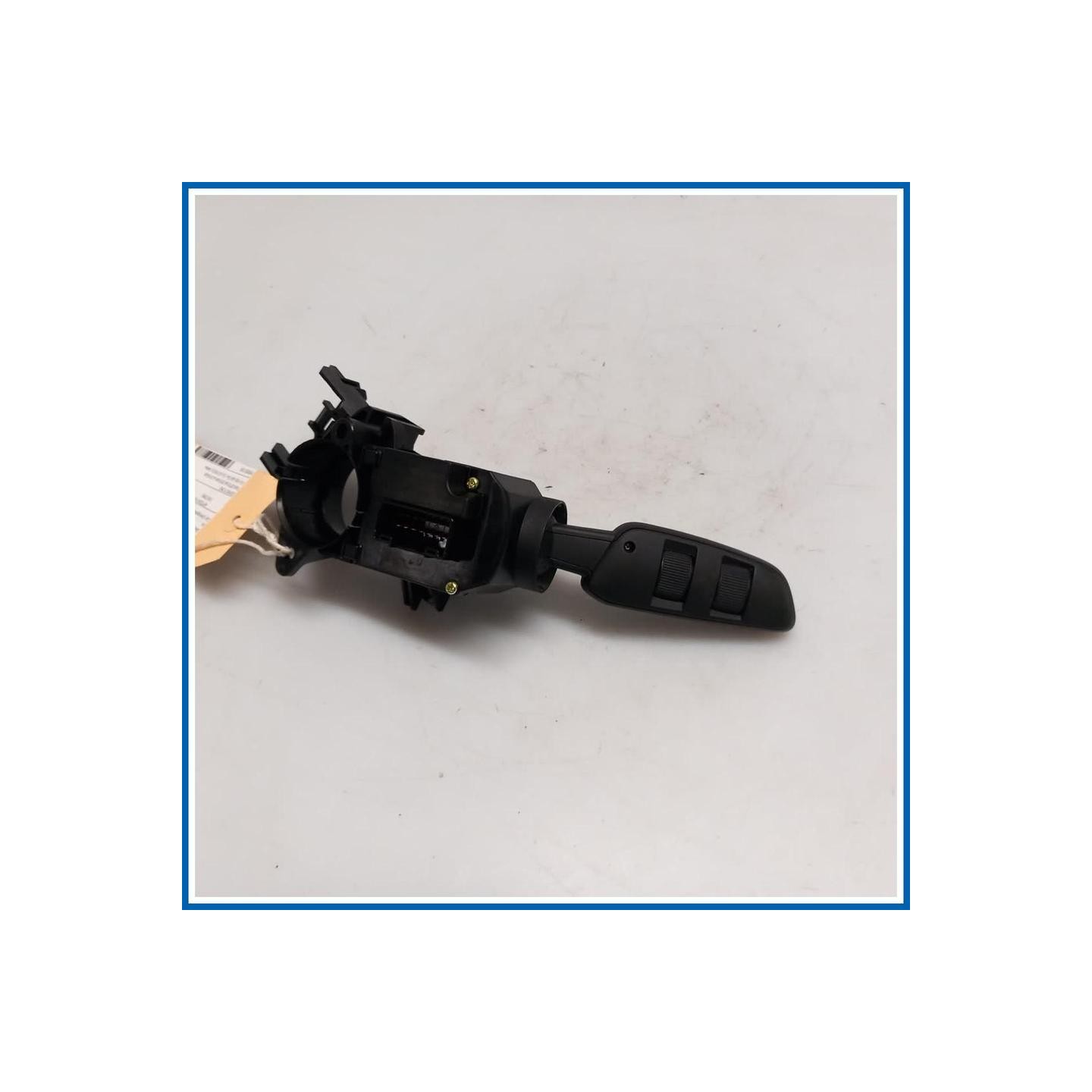 Devioguida luci TURN LIGHT ASSY-MULTI FUNCTION 
sx. 
 SSANGYONG Tivoli