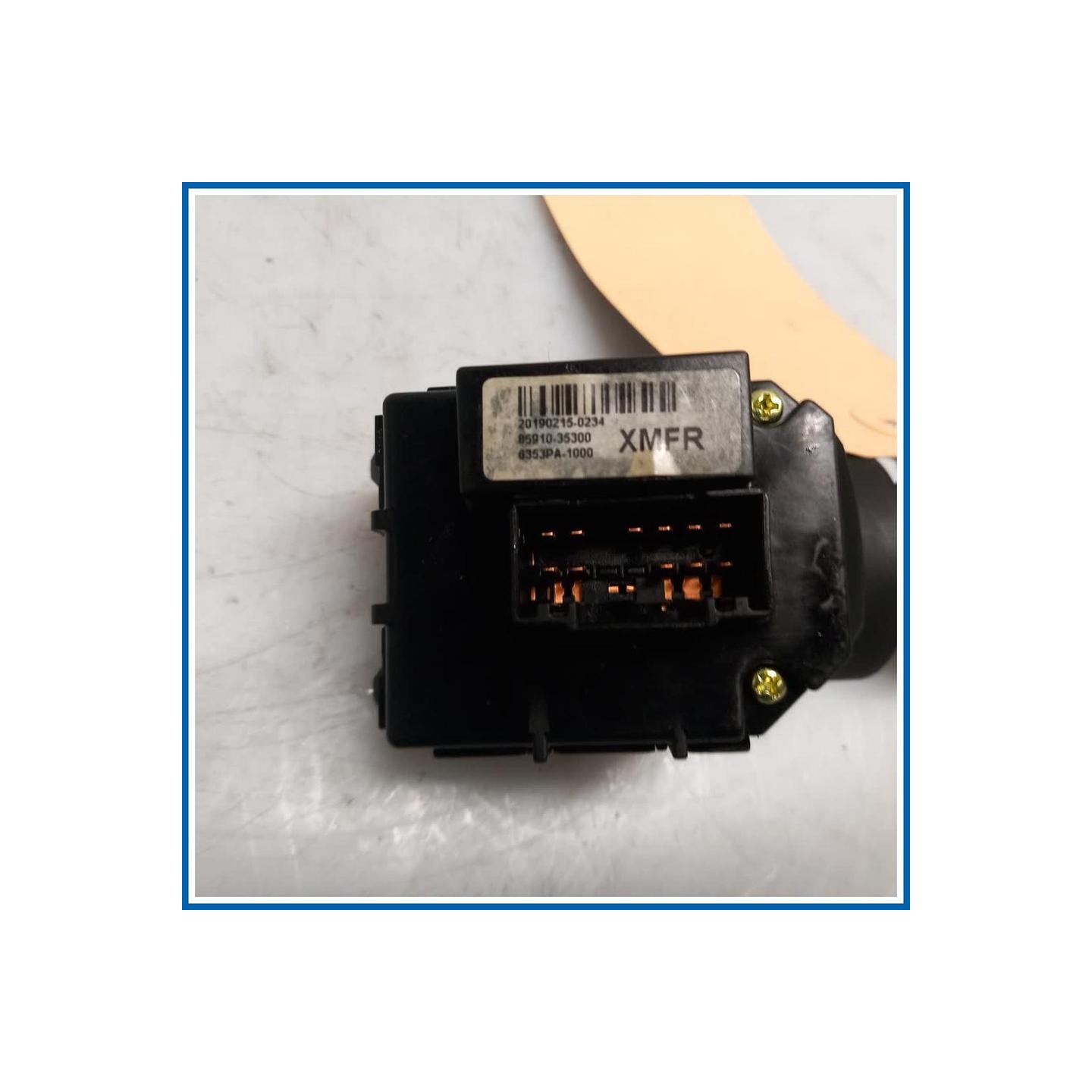 Devioguida tergicristalli WIPER ASSY-MULTI FUNCTION 
dx. 
 SSANGYONG Tivoli