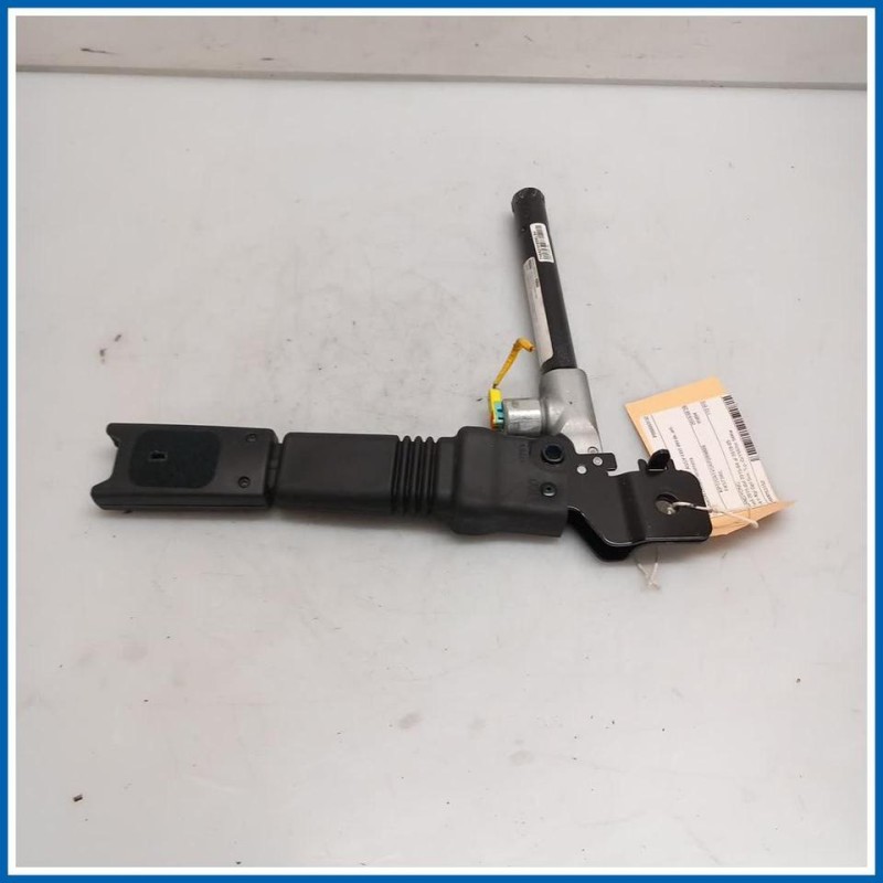 Attacco cintura BUCKLE ASSY-FRT-RH 
dx. 
ant. SSANGYONG Tivoli