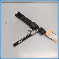 Attacco cintura BUCKLE ASSY-FRT-LH 
sx. 
ant. SSANGYONG Tivoli