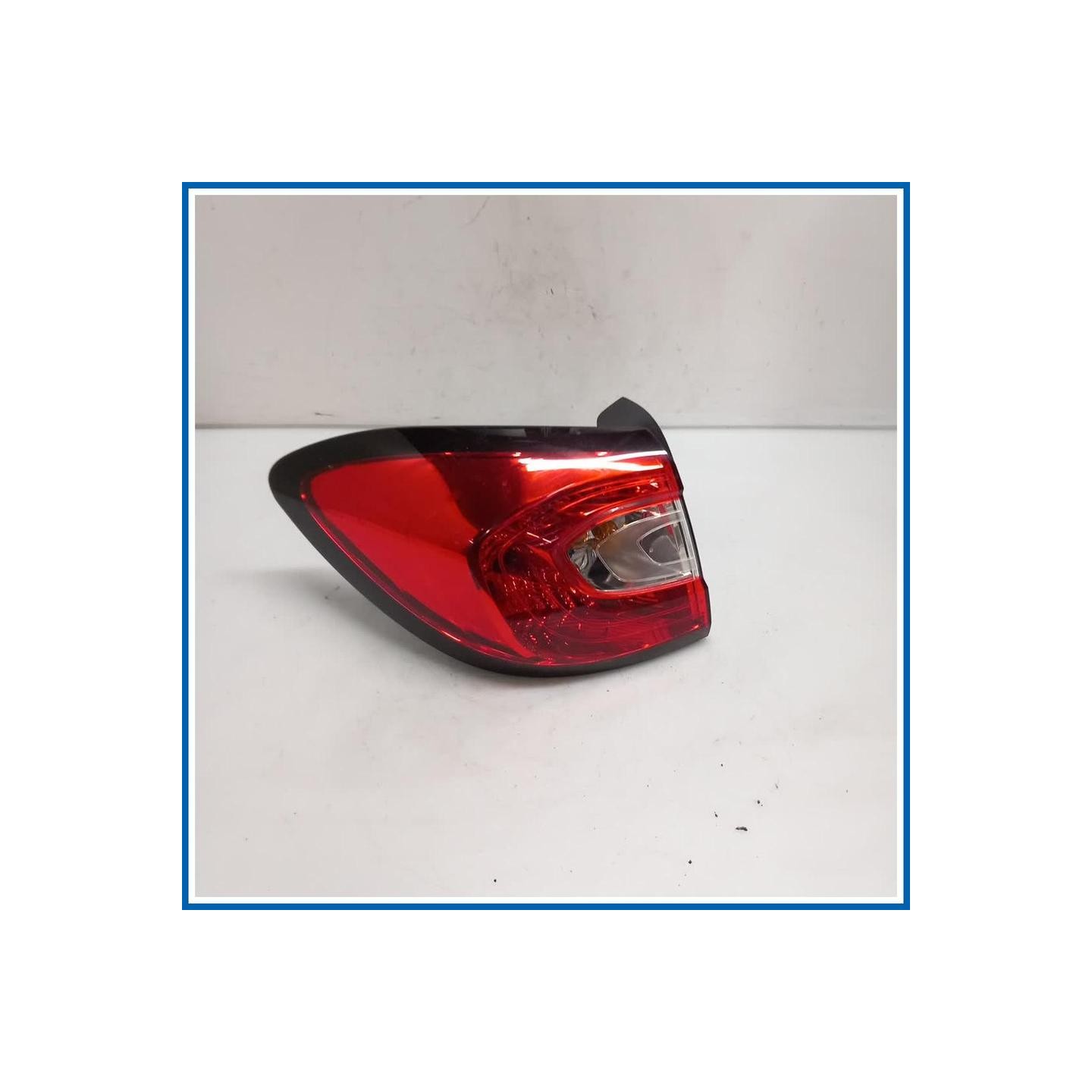 Fanale est. FANALINI POST SX
sx.
post. RENAULT Captur I