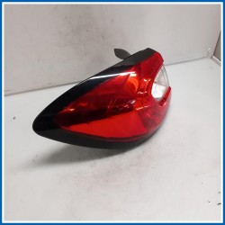 Fanale est. FANALINI POST SX 
sx. 
post. RENAULT Captur I