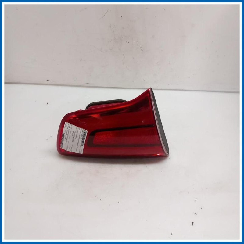 Fanale int. LENS & HSG-RR COMB I/S LAMP,LH 
sx. 
post. KIA Sportage III