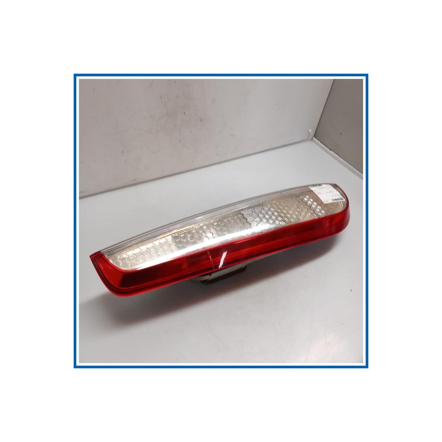 Fanale LAMP ASSY 
sx. 
post. FORD Focus III SW