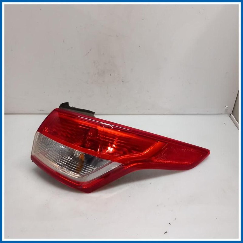 Fanale est. Lamp Assy - Rear; Stop And Flasher 
dx. 
post. FORD Kuga II