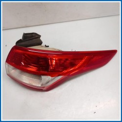 Fanale est. Lamp Assy - Rear; Stop And Flasher 
dx. 
post. FORD Kuga II