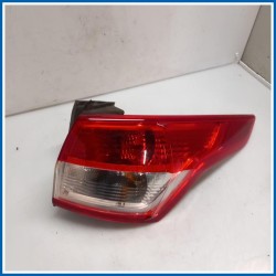 Fanale est. Lamp Assy - Rear; Stop And Flasher 
dx. 
post. FORD Kuga II