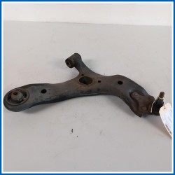 Braccio oscillante Braccio sospensione 
dx. 
ant. TOYOTA Auris I