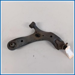 Braccio oscillante Braccio sospensione 
dx. 
ant. TOYOTA Auris I