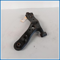 Braccio oscillante Braccio sospensione 
dx. 
ant. TOYOTA Auris I