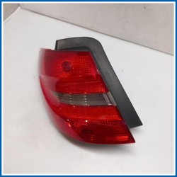 Fanale est. Luce posteriore 
sx. 
post. MERCEDES Classe B W246