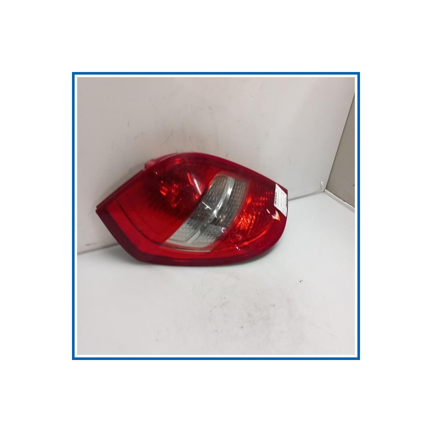Fanale FANALE DI POSIZIONE POST. 
sx. 
post. MERCEDES Classe A W169