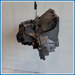 Cambio TRANSAXLE ASSY 
UGJC 
 FORD Fiesta VI