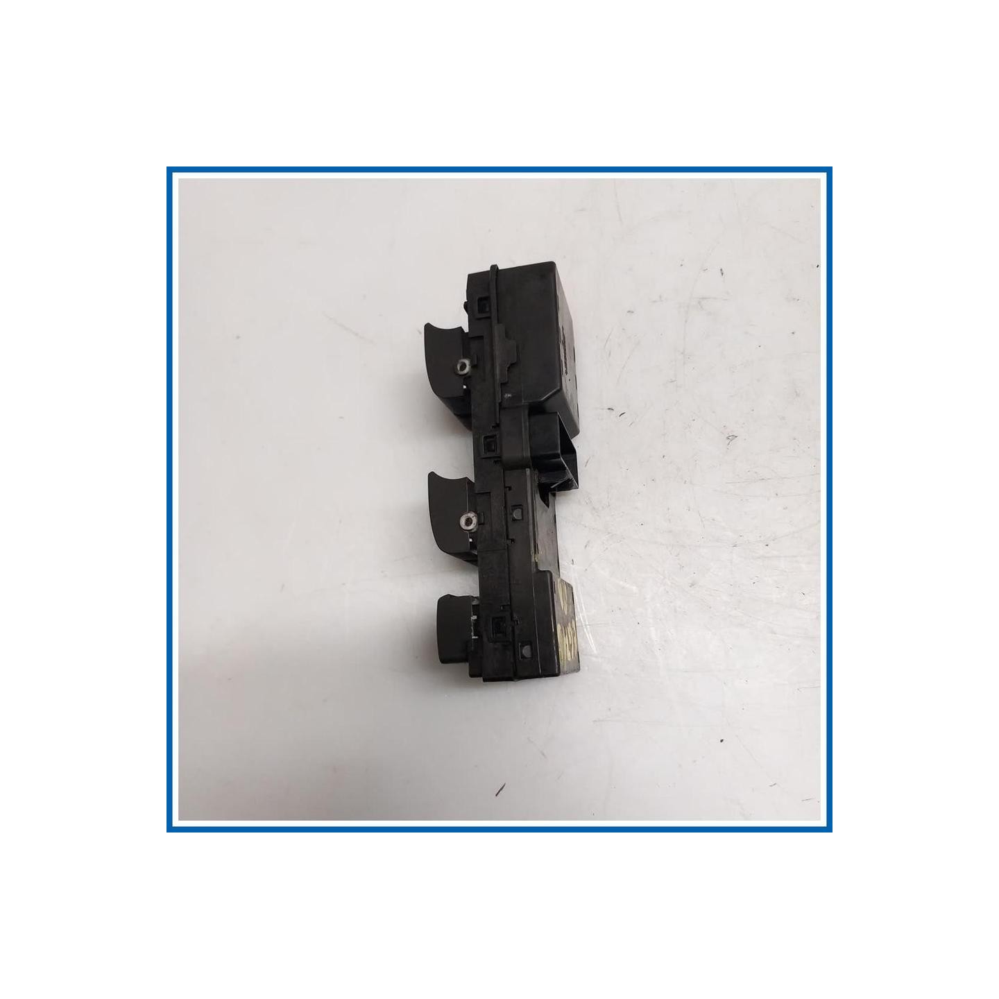 Interruttore alzacristalli PIASTRA 
sx. 
ant. CHEVROLET Captiva II