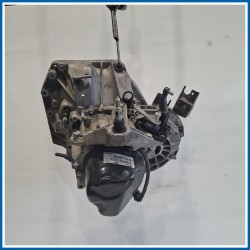 Cambio hr16
 
 NISSAN NV200