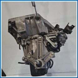 Cambio hr16
 
 NISSAN NV200