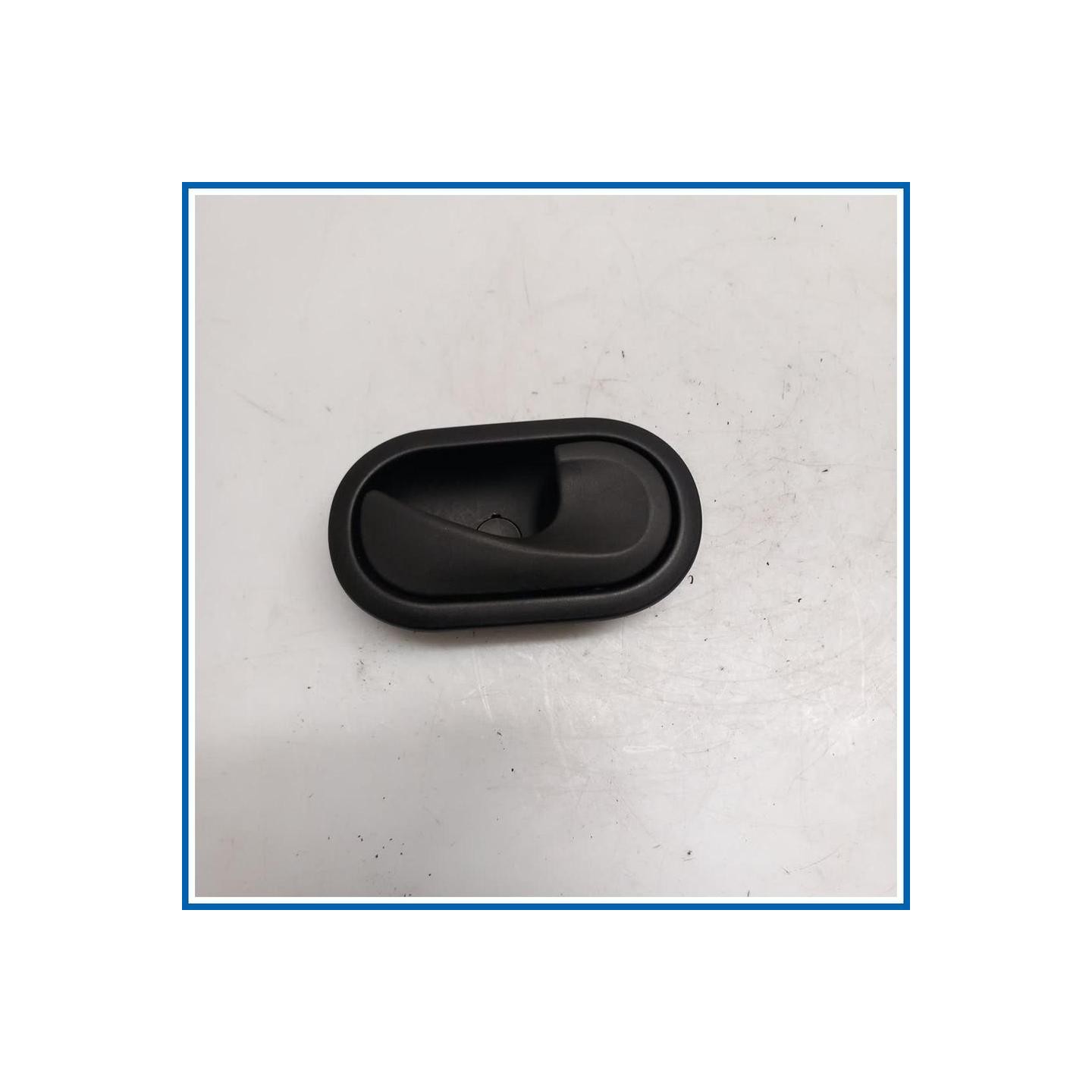 Maniglia porta int. AZIONAMENTO INTERNO 
dx. 
ant. SMART Fortwo Coupe
