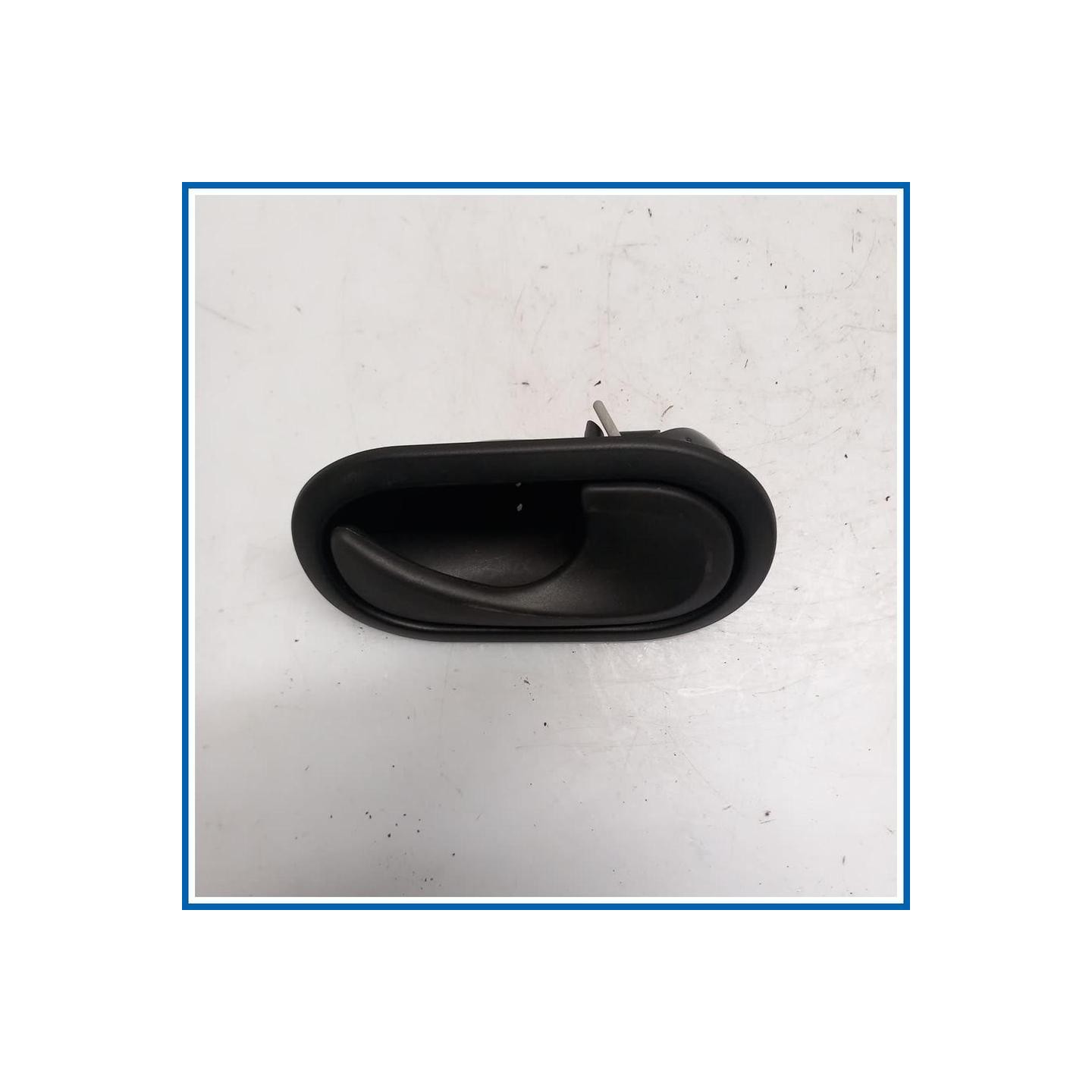 Maniglia porta int. AZIONAMENTO INTERNO 
dx. 
ant. SMART Fortwo Coupe