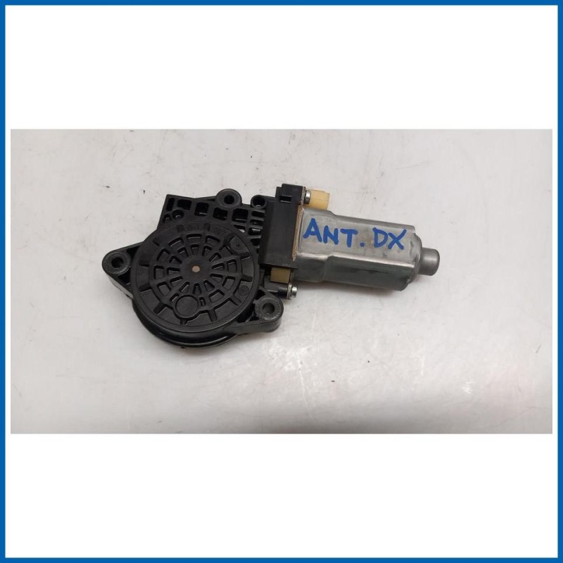 Motorino alzacristallo porta MOTORE-REG FINESTR ELETTR, DX 
dx. 
ant. HYUNDAI Tucson I