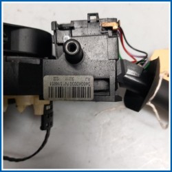 Devioguida luci COMMODO ECLAIRAGE 
sx. 
 RENAULT Twingo II