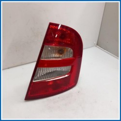 Fanale . 
dx. 
post. SKODA Fabia 6Y2
