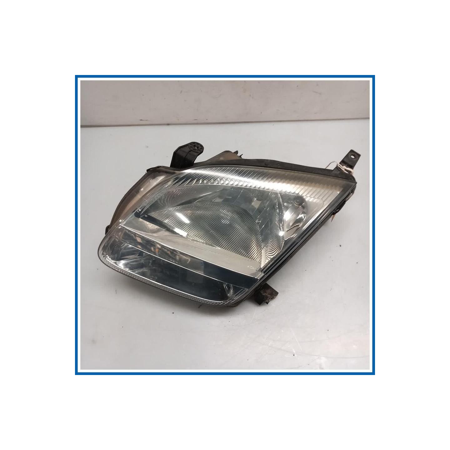 Proiettore FARO ANT SX 
sx. 
ant. SUZUKI Ignis II