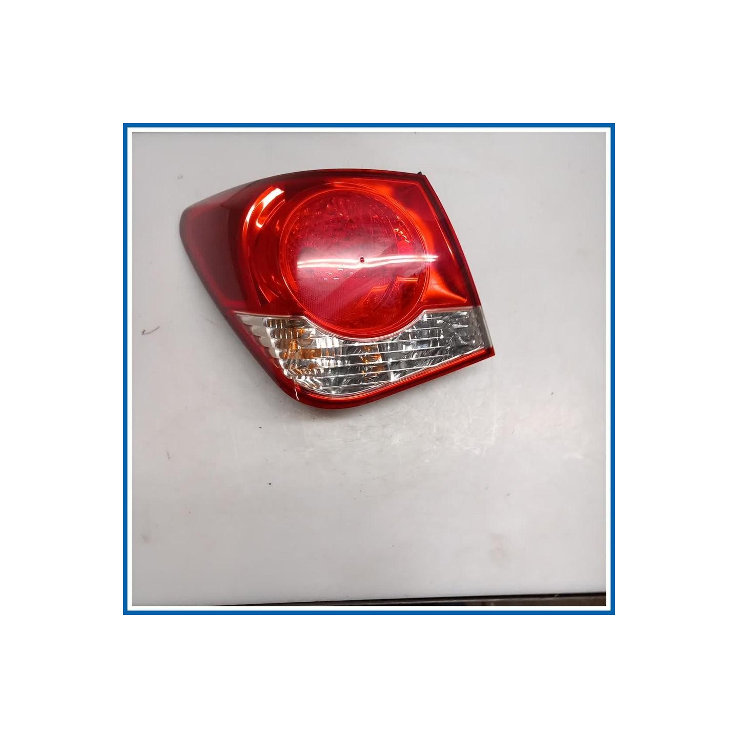 Fanale est. FANALE POSTERIORE 
sx. 
post. CHEVROLET Cruze