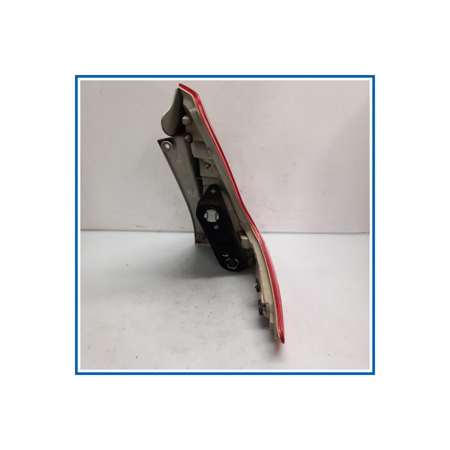 Fanale FANALINO POST SX 
sx. 
post. RENAULT Grand Scenic