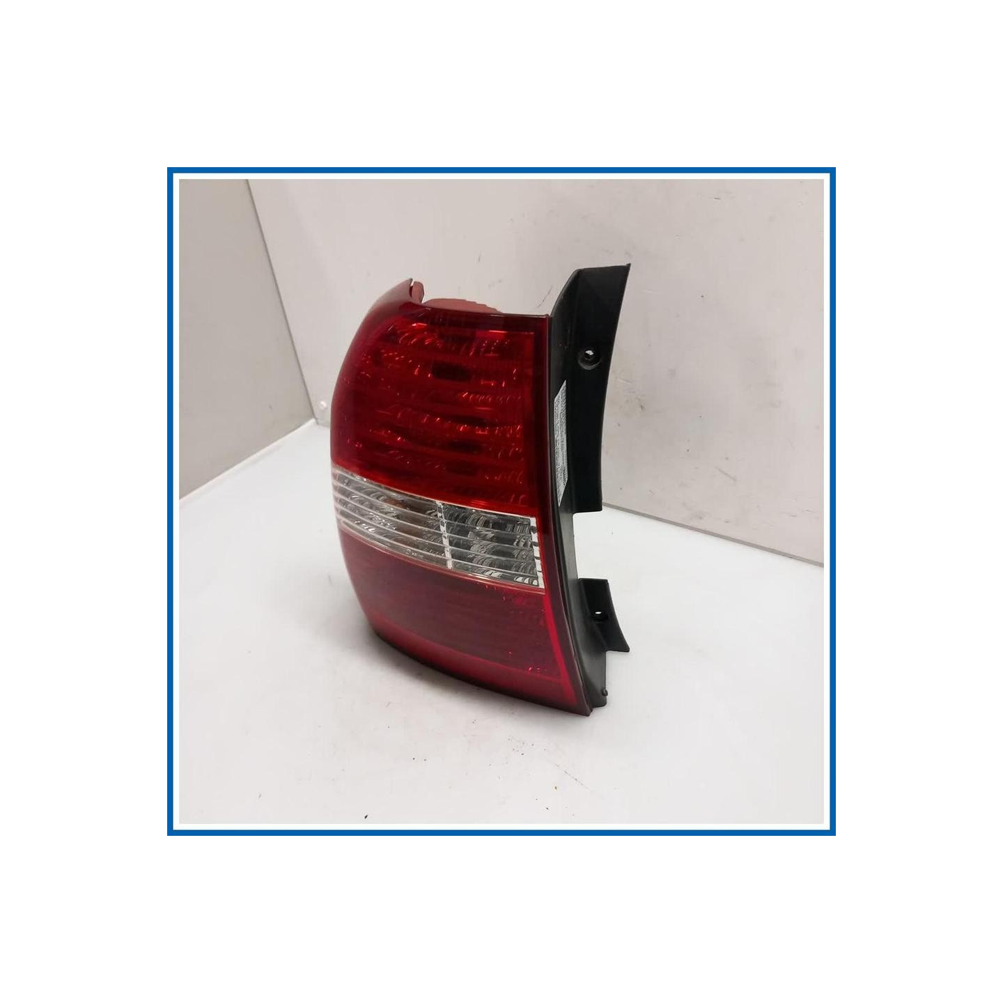 Fanale LAMP ASSY-REAR COMBINATION,LH 
sx. 
post. KIA Sportage II