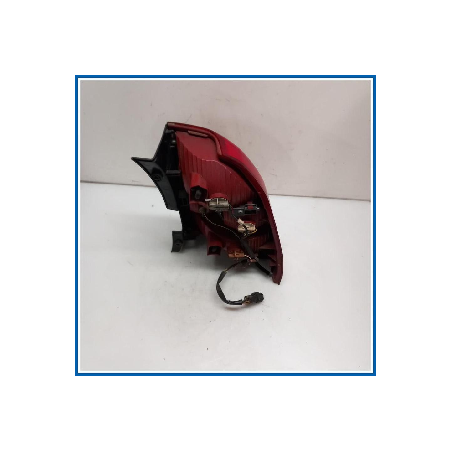 Fanale LAMP ASSY-REAR COMBINATION,LH 
sx. 
post. KIA Sportage II