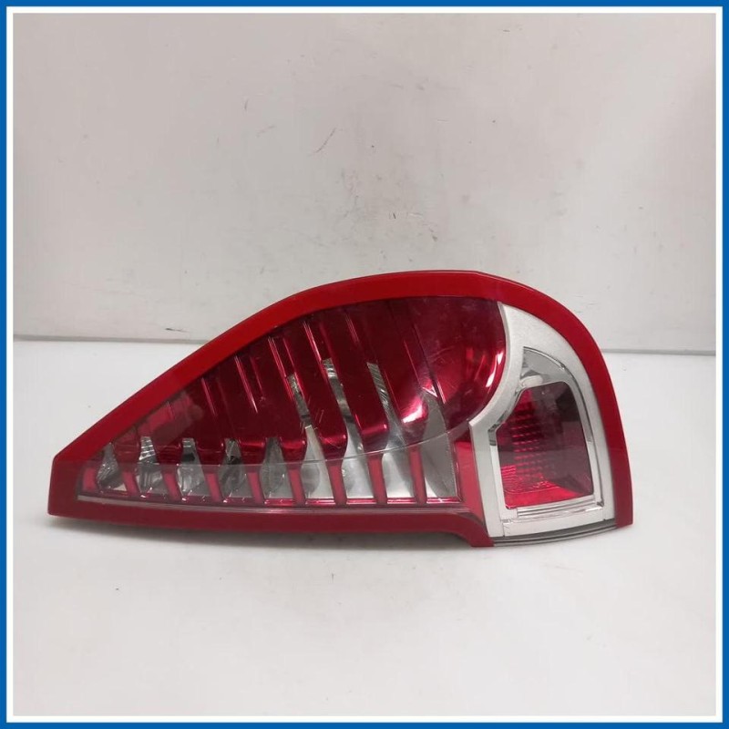 Fanale est. FANALINO POSTE DX 
dx. 
post. RENAULT Scenic X-Mod
