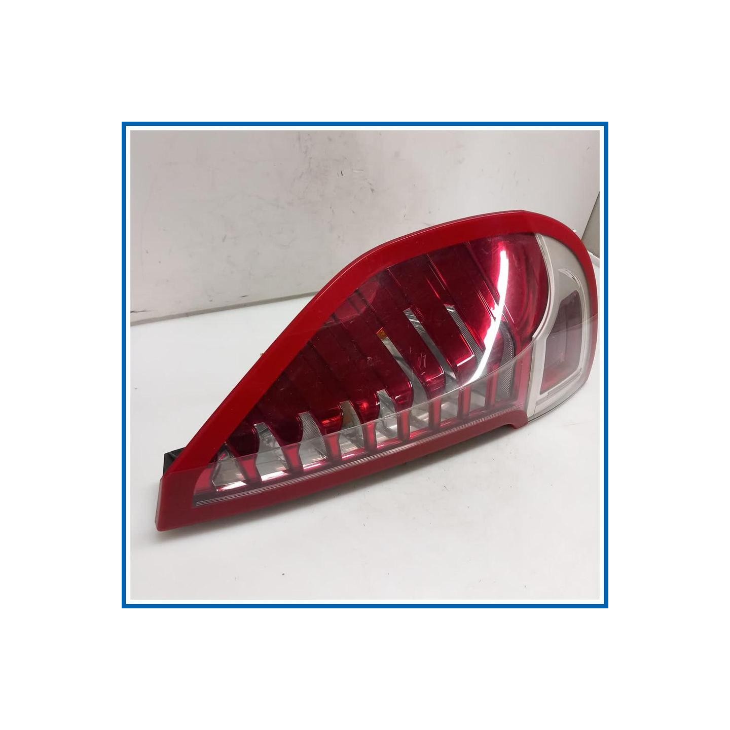 Fanale est. FANALINO POSTE DX 
dx. 
post. RENAULT Scenic X-Mod