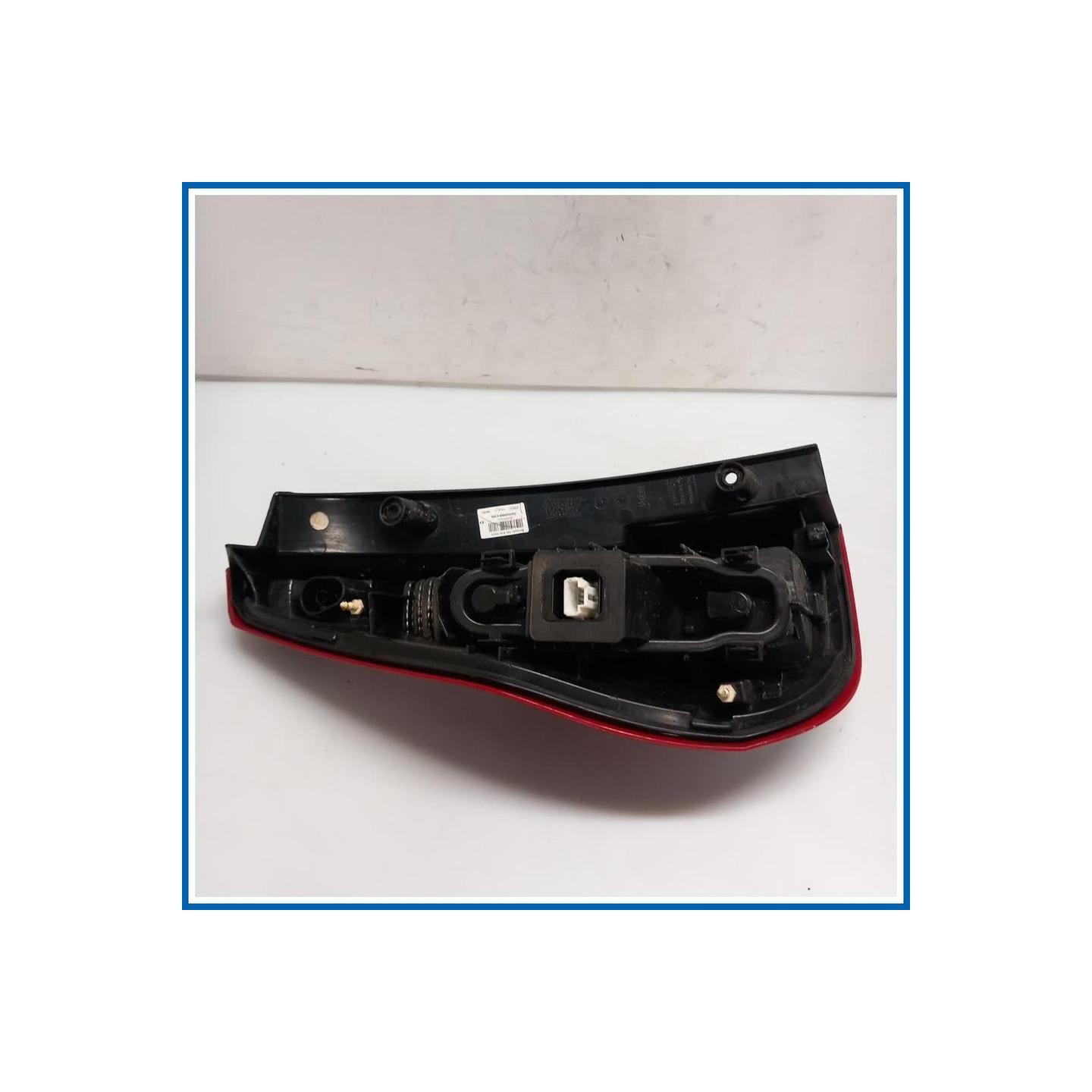 Fanale est. FANALINO POSTE DX 
dx. 
post. RENAULT Scenic X-Mod