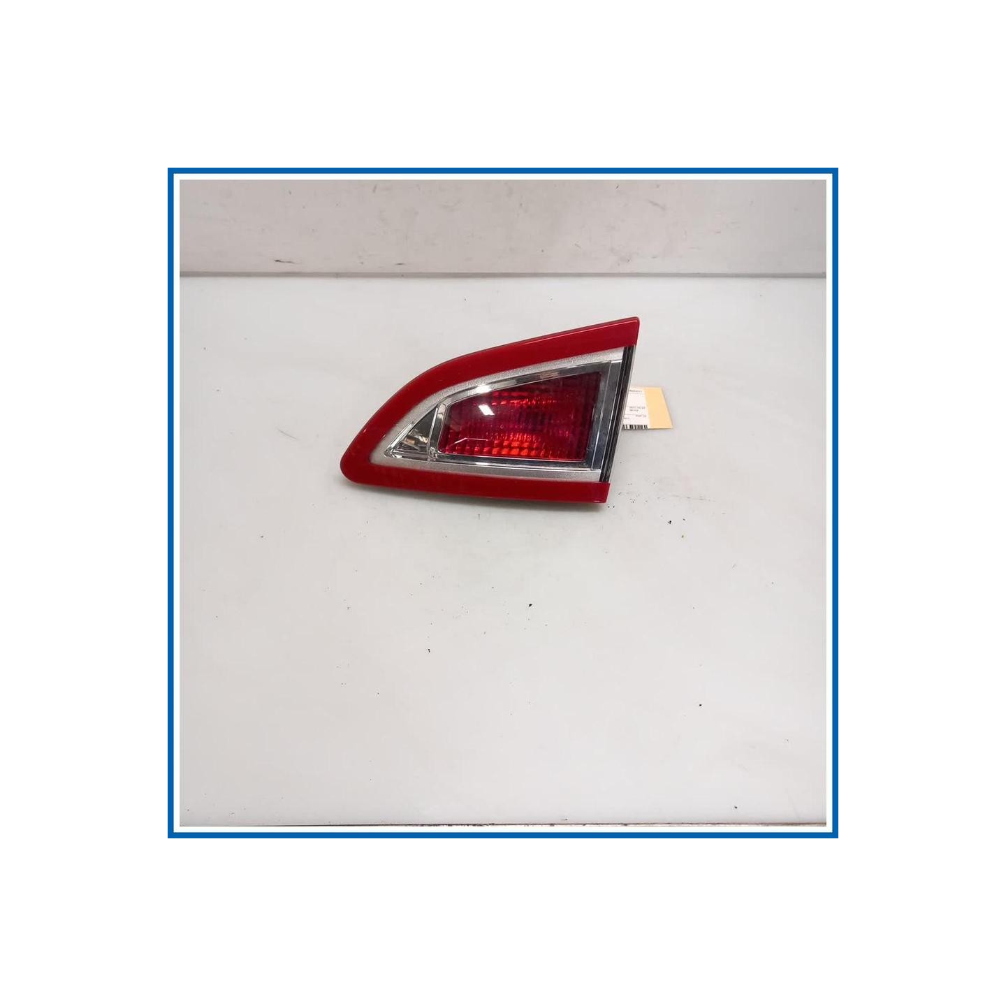 Fanale int. FANALINO POSTE SX 
sx. 
post. RENAULT Scenic X-Mod