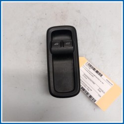 Interruttore alzacristalli SWITCH ASSY 
sx. 
ant. FORD Fiesta VI