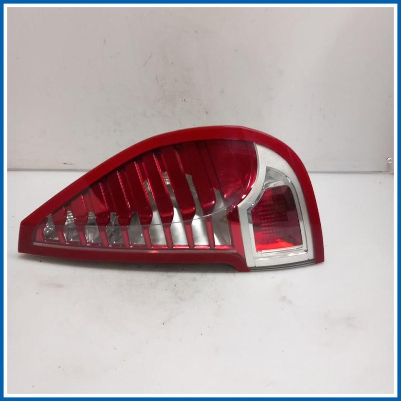 Fanale est. FANALINO POSTE DX 
dx. 
post. RENAULT Scenic X-Mod