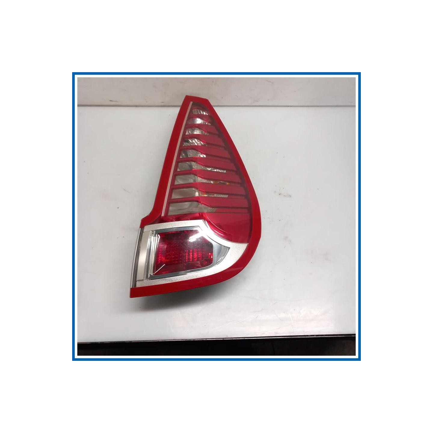 Fanale est. FANALINO POSTE DX 
dx. 
post. RENAULT Scenic X-Mod