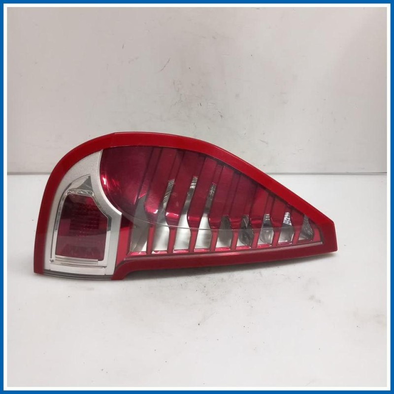 Fanale est. FANALINO POSTE SX 
sx. 
post. RENAULT Scenic X-Mod