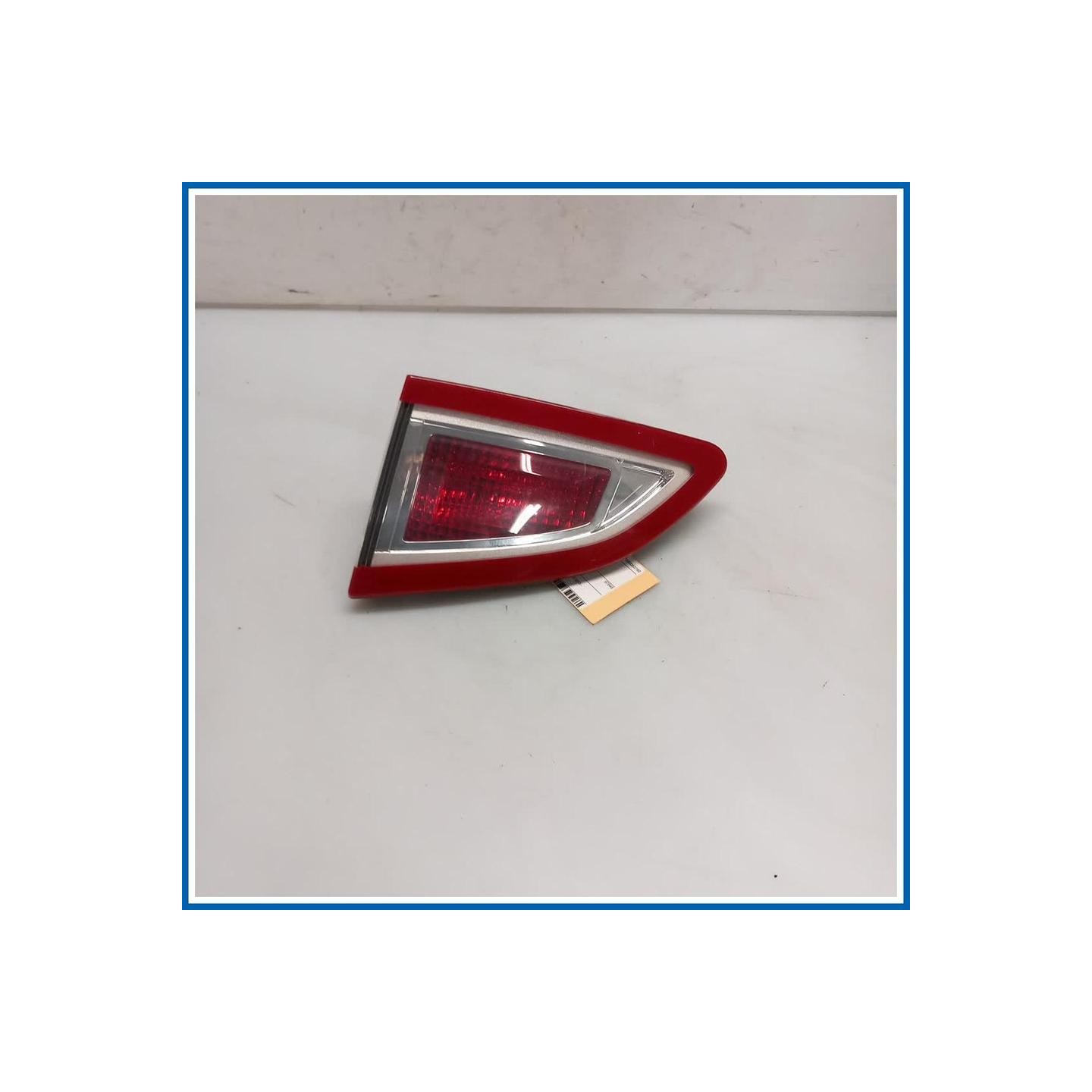 Fanale int. FANALINO POSTE DX 
dx. 
post. RENAULT Scenic X-Mod