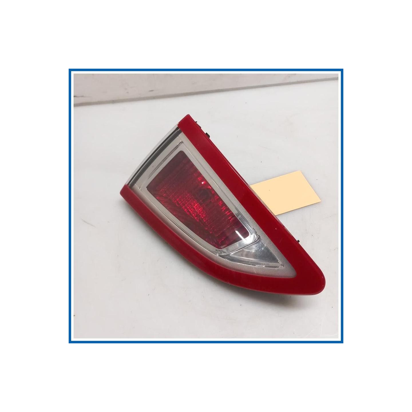 Fanale int. FANALINO POSTE DX 
dx. 
post. RENAULT Scenic X-Mod