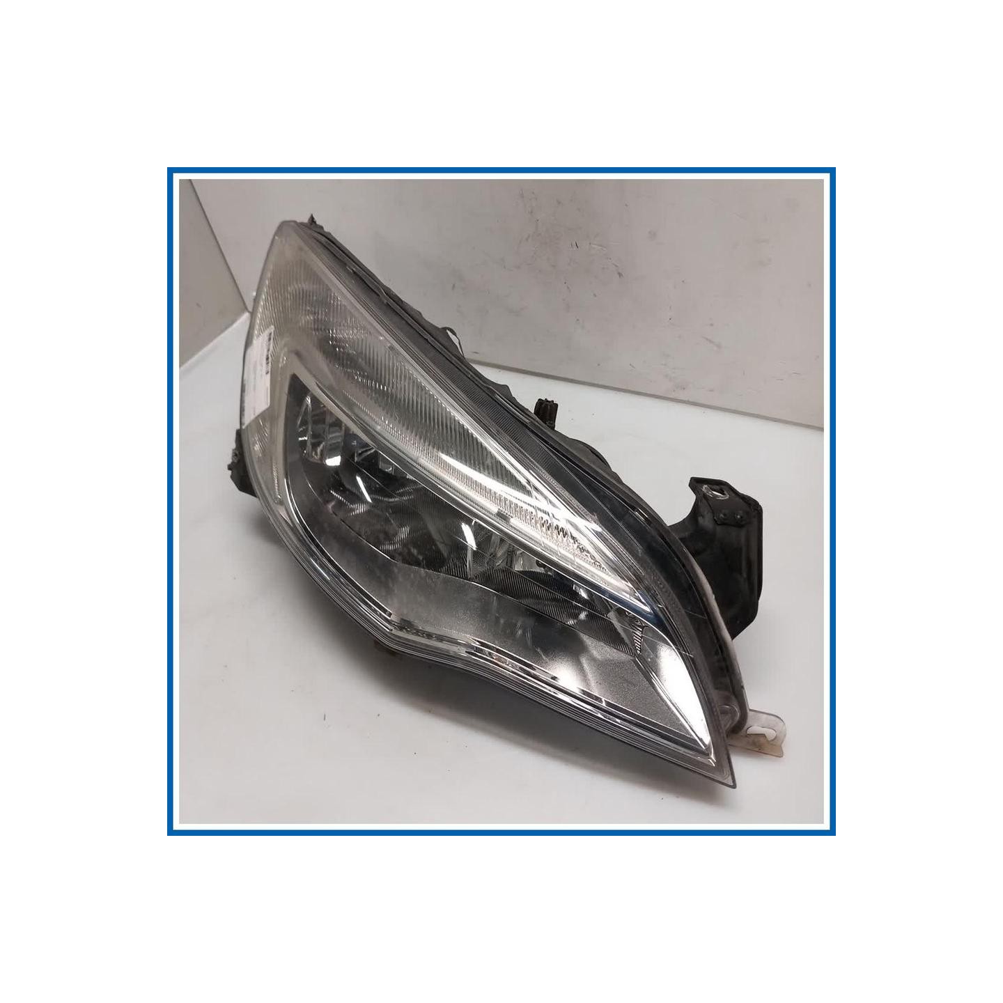 Proiettore O:PROIETTORE 
dx. 
ant. OPEL Astra J