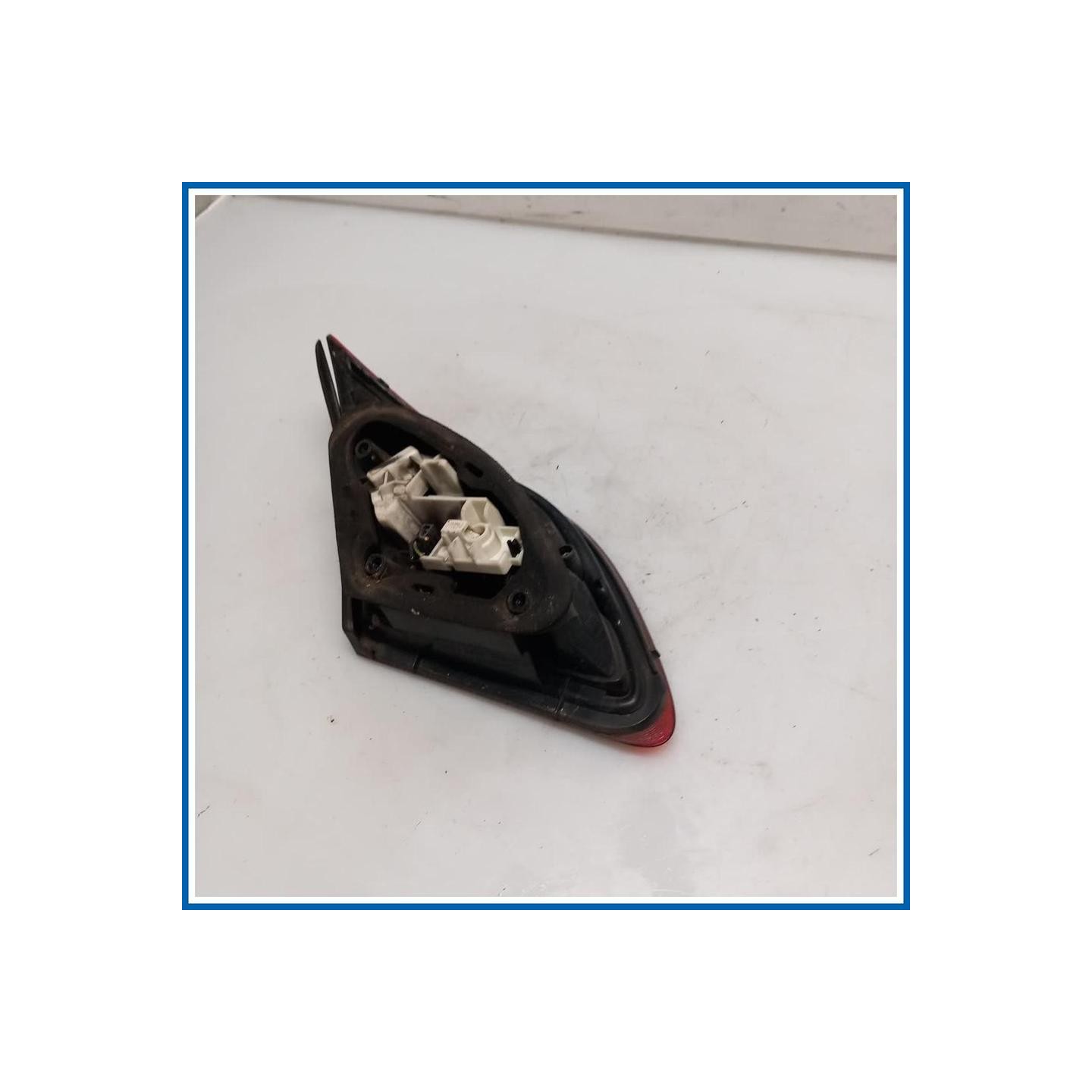 Fanale int. FANALE POSTERIO 
dx. 
post. OPEL Astra J