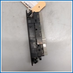 Interruttore alzacristalli KIT INTERR ALIM 
sx. 
ant. NISSAN Qashqai I