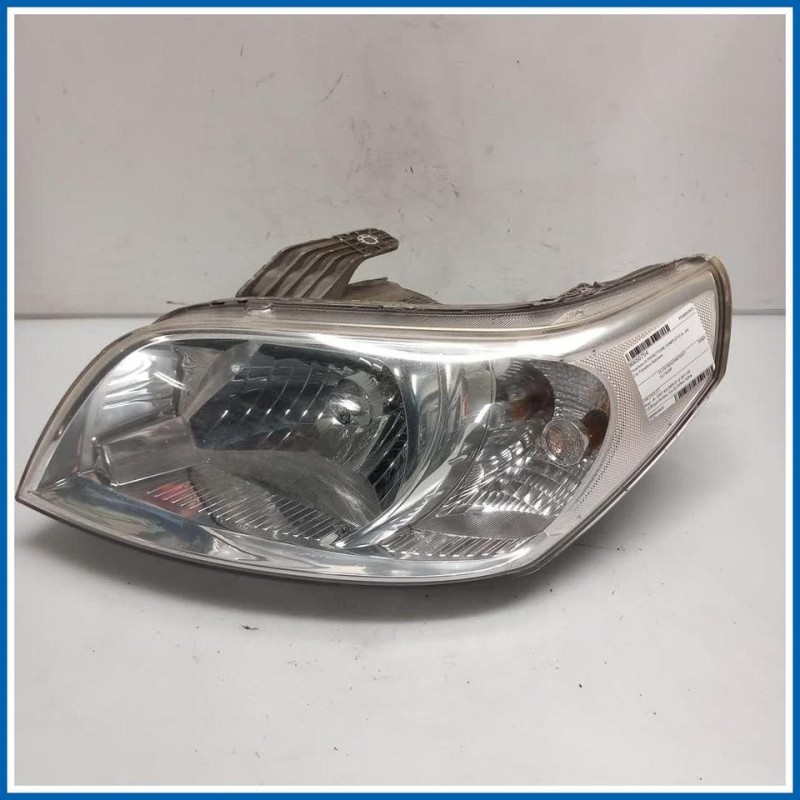 Proiettore O:PROIETTORE COMPLETO 
sx. 
ant. CHEVROLET Aveo II
