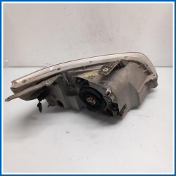 Proiettore O:PROIETTORE COMPLETO 
sx. 
ant. CHEVROLET Aveo II