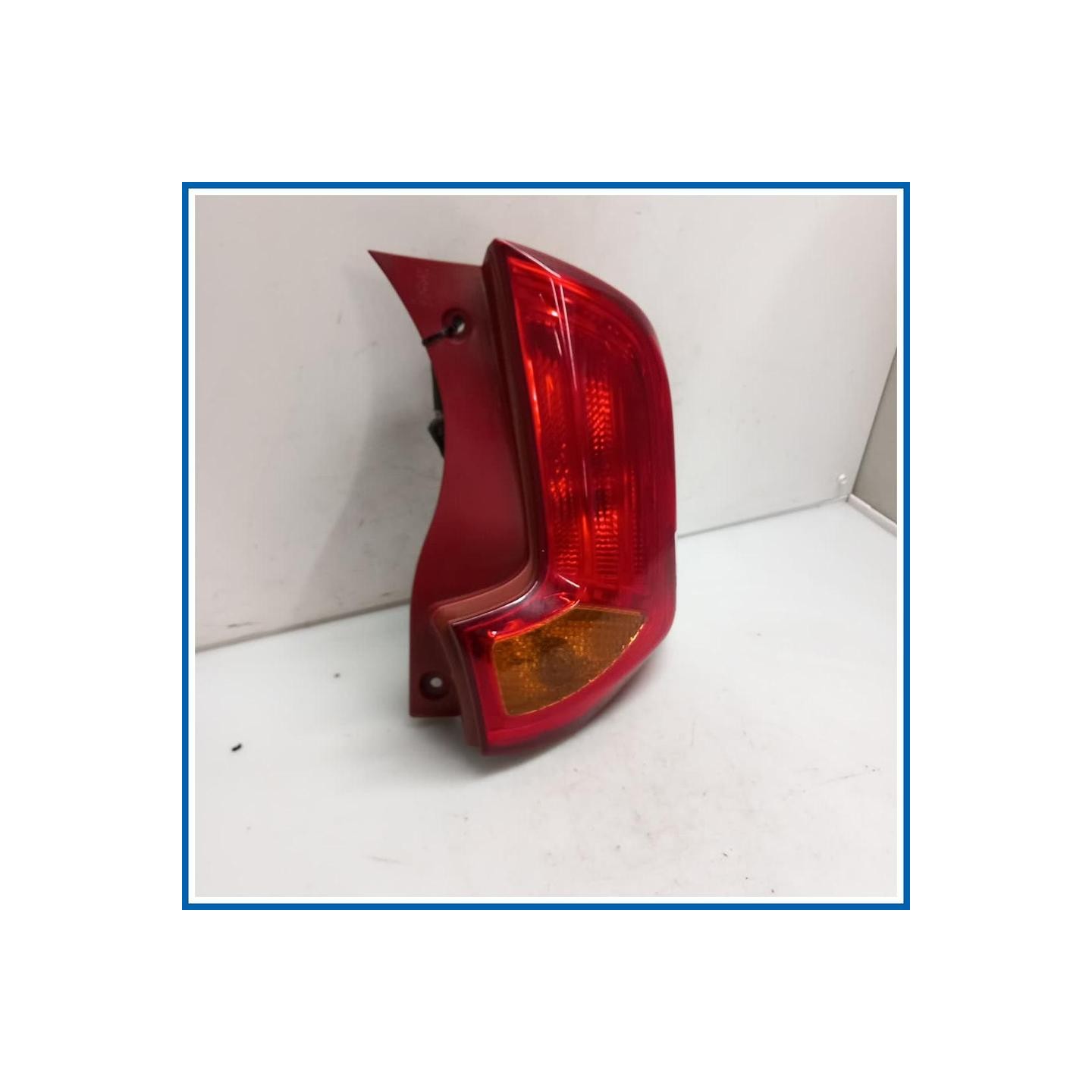 Fanale LENS & HSG-REAR COMB LAMP,LH 
sx. 
post. KIA Picanto III