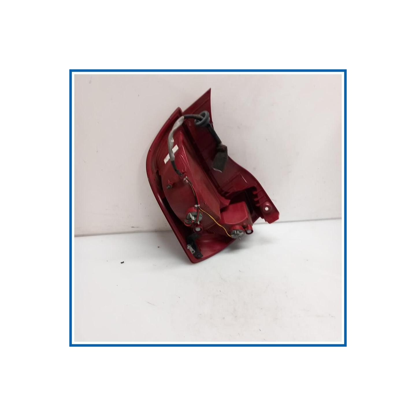 Fanale LENS & HSG-REAR COMB LAMP,LH 
sx. 
post. KIA Picanto III